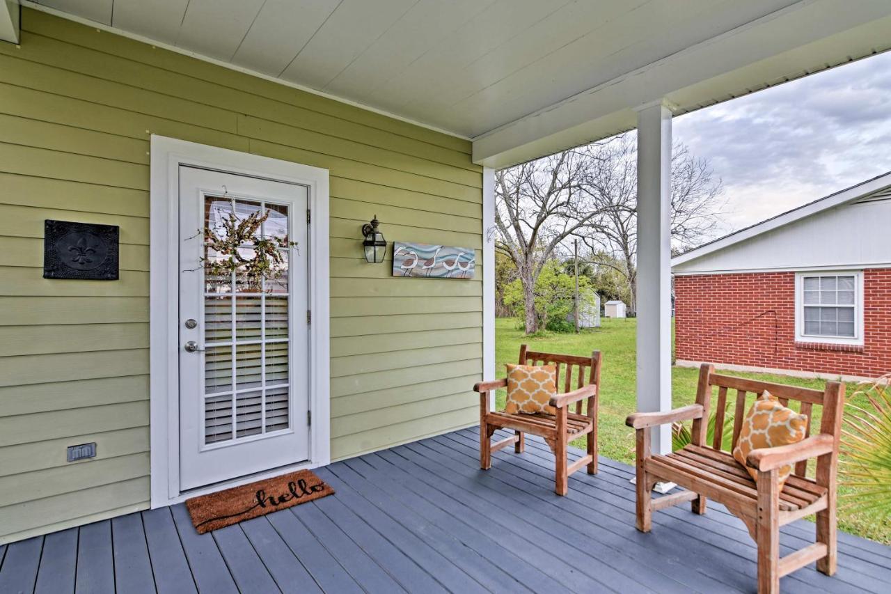Cozy Pass Christian House - Steps From Beach Bagian luar foto